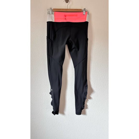 Lululemon Speed Up Tight Full-On Luxtreme 28 Ruchin Sz. 6 - Picture 4 of 9